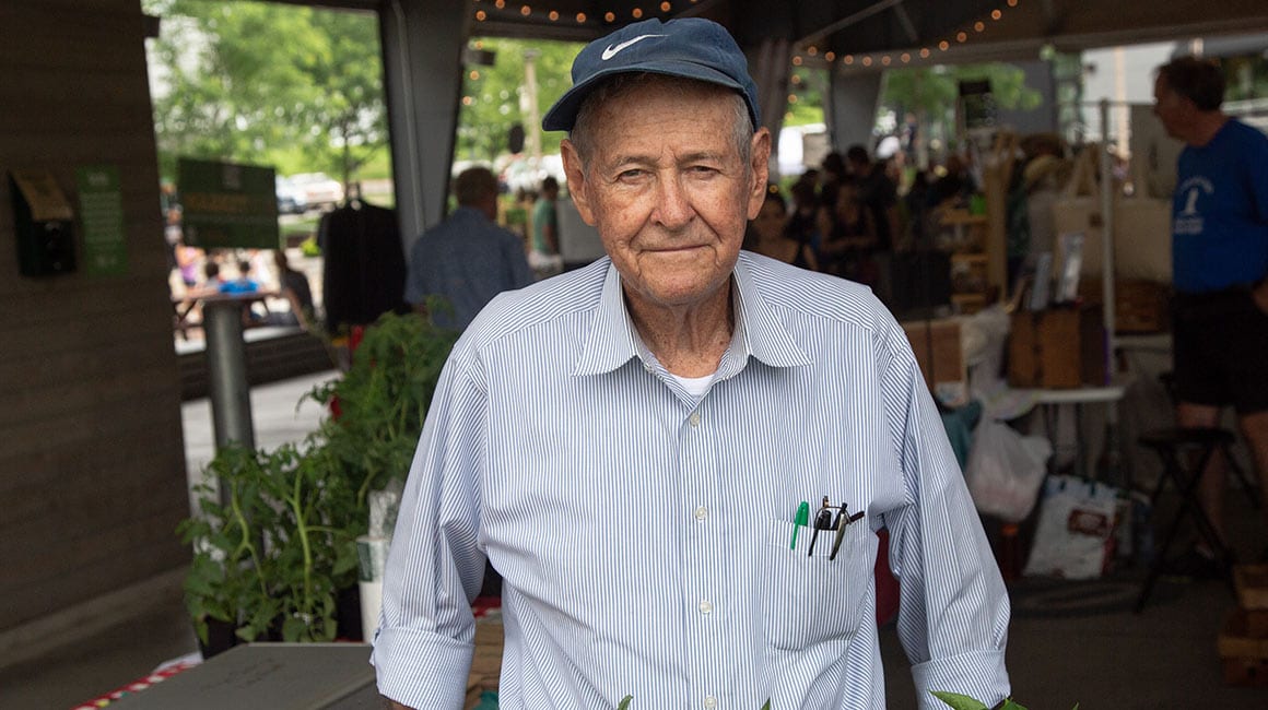 Explore the vibrant atmosphere of Springfield's farmers markets, a hub for local farmers and artisans.